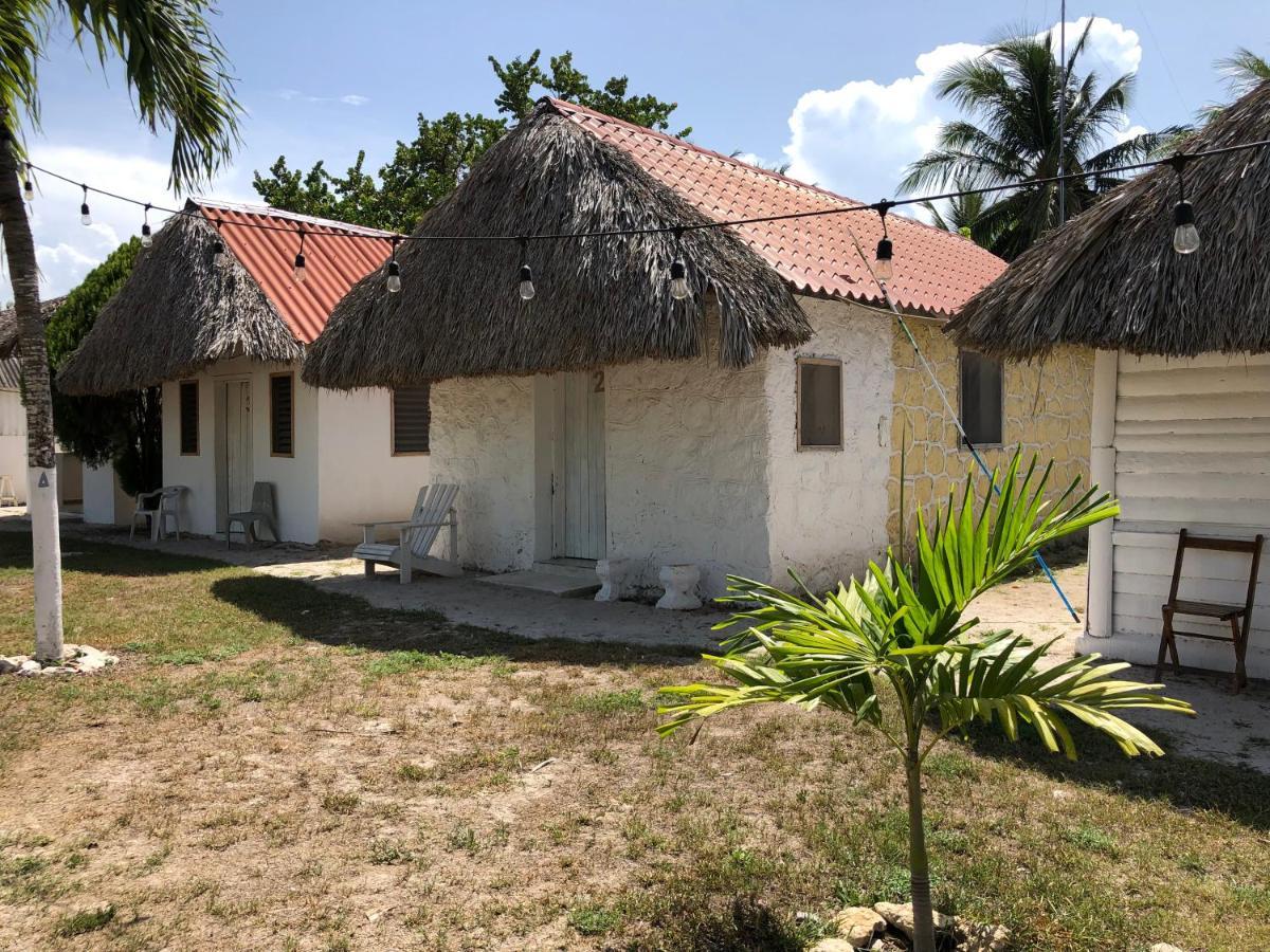 Hotel Cabana 7 Leguas, Casa Mama El Cuyo Exterior foto